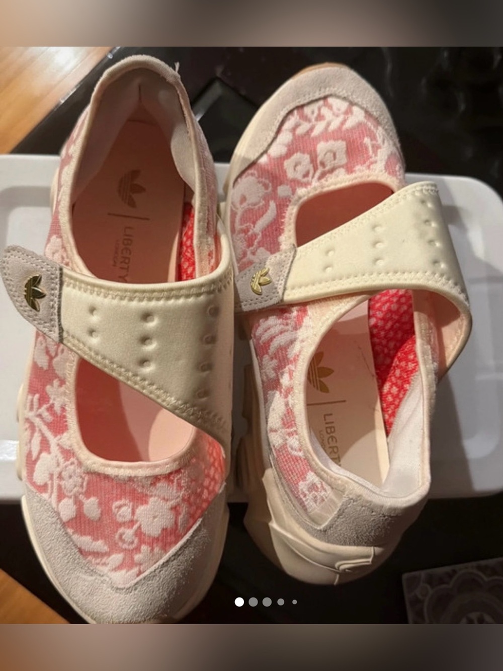 adidas Kids Pink Floral Hook-and-Loop Mary Jane Sneakers